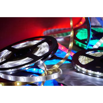 LED PROFILOK,SZALAGOK,VEZÉRLŐK,TÁPEGYSÉGEK